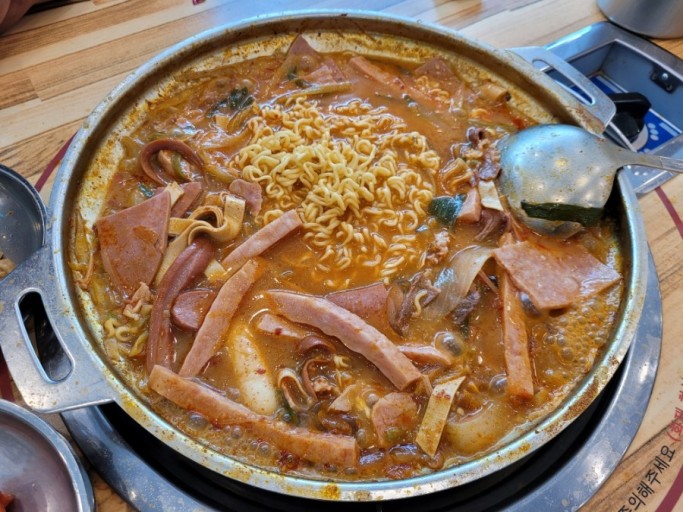 분당 서현역 점심 맛집 밥, 라면이 무제한 이태리 부대찌개