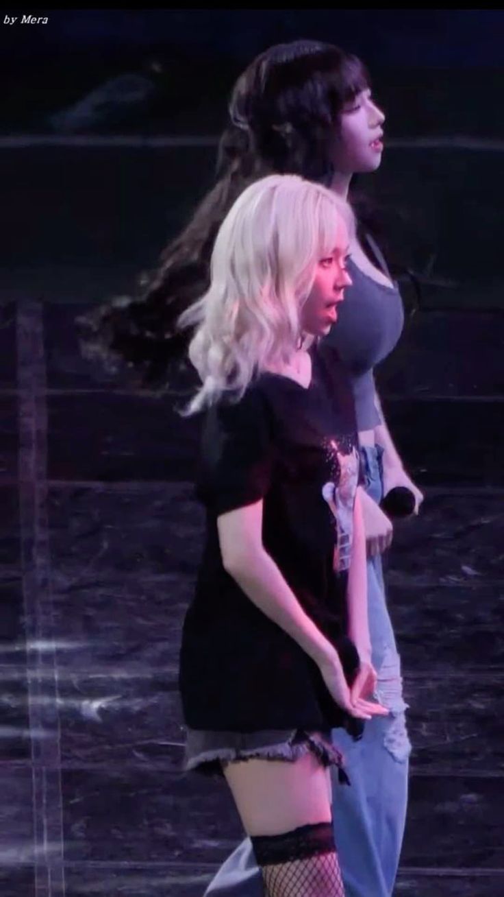 윈터 카리나