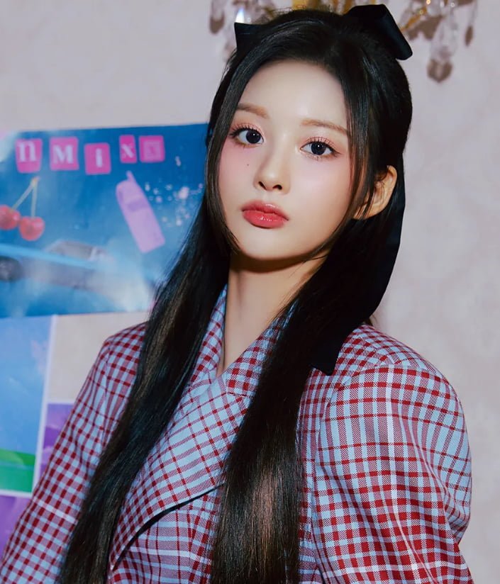 설윤