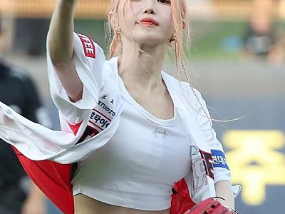 69be1820ad5ee8e7751c17ffd751318e.jpg