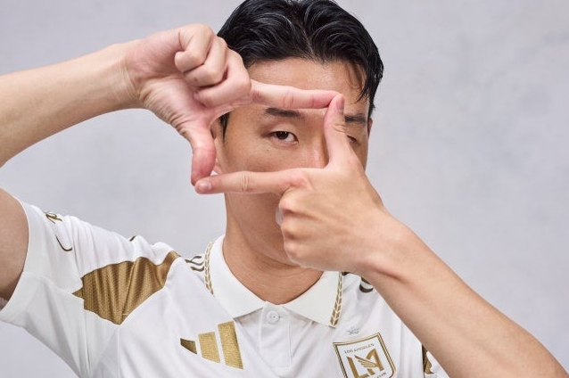 美 단독 보도 나왔다, 손흥민 ‘초대박 희소식’ 조력자 추가 유력LA FC, ‘104골·50도움’ 브라질 국가대표 출신 베이가 영입 추진 美 단독 보도 나왔다, 손흥민 ‘초대박 희소식’ 조력자 추가 유력LA FC, ‘104골·50도움’ 브라질 국가대표 출신 베이가 영입 추진