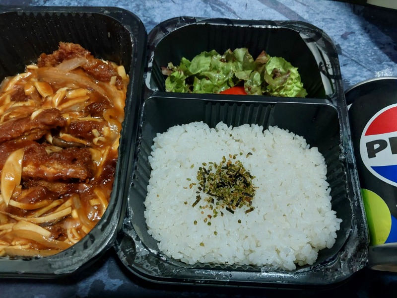 늦은점심 ㅅㅅㅅ