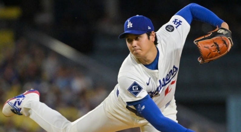 오타니, 2년 연속 50홈런…MLB 최초 '50홈런-50탈삼진' 대기록 달성