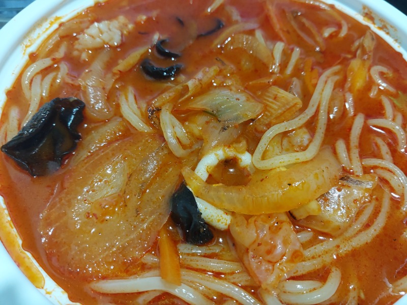 오늘도 일품 짬뽕!