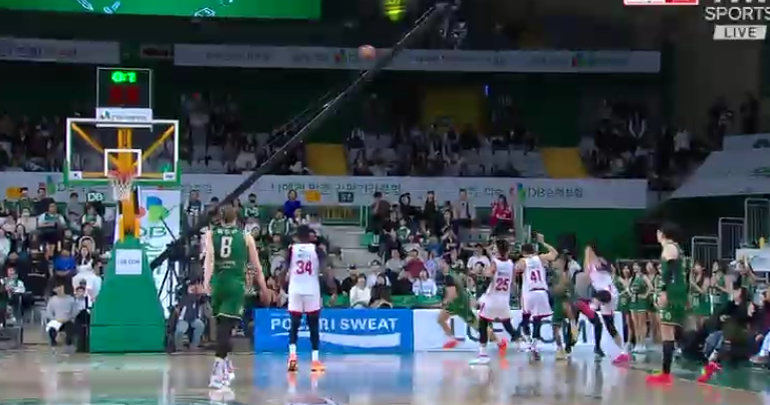 오늘의 명장면 1.1초 알바노 버저비터 3점 동부승