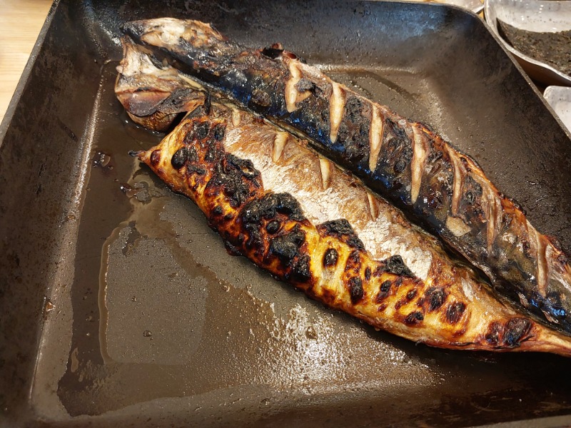 맛점입니다. 매콤 명태조림 소짜 고등어구이