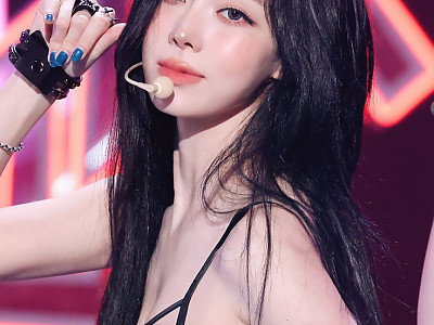 ce39a18a6c4a8ac4fb4800a9e6159f4e.jpg