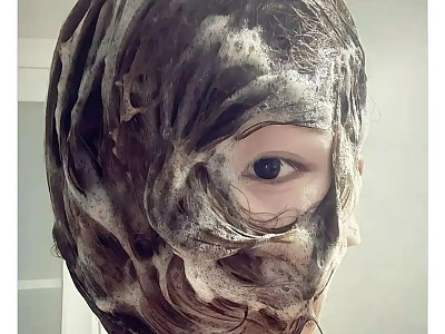 엄마 - 왜 샤워를 그렇게 오래 하는 거야.jpg