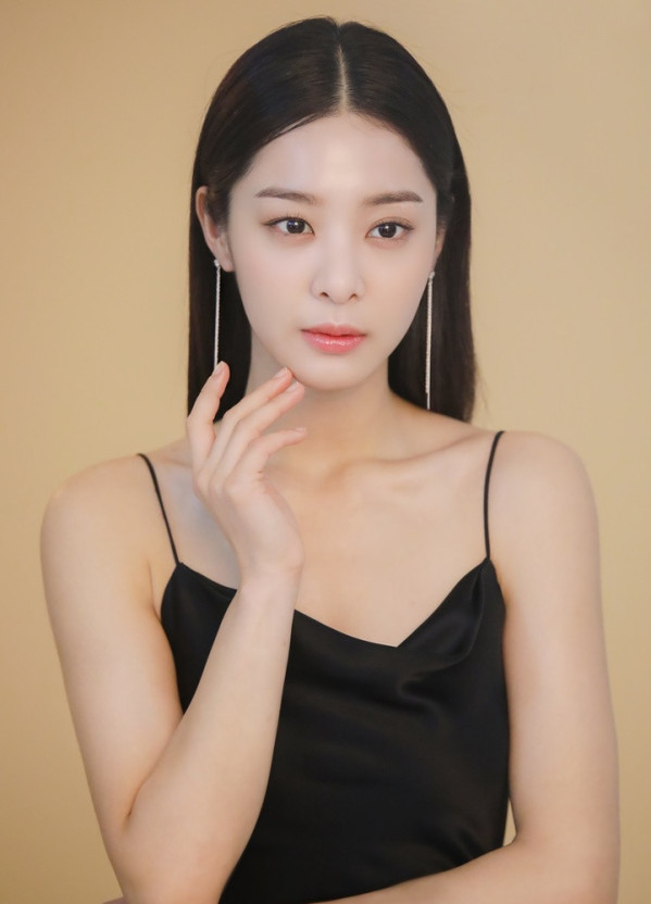 설이나