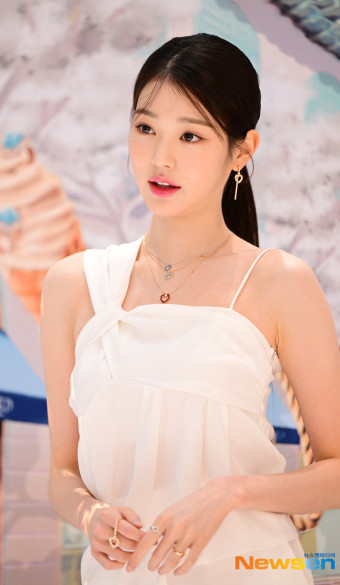 8221dfd8df8004ffa11f427fa94f3722_eCBiro4y_d0511d58616cc1a0c8a6341cb9d4edeac70bdfa4.jpg
