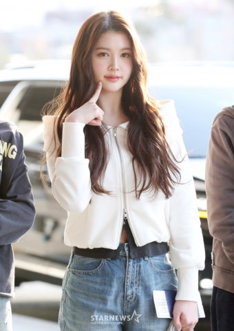 d555b5a2eebd381dd8a28aeee0745357_BIxRwsuW_07d169ee78eb442b822315db61d4d3a20e350bef.jpg