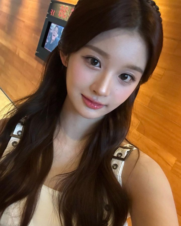 설윤