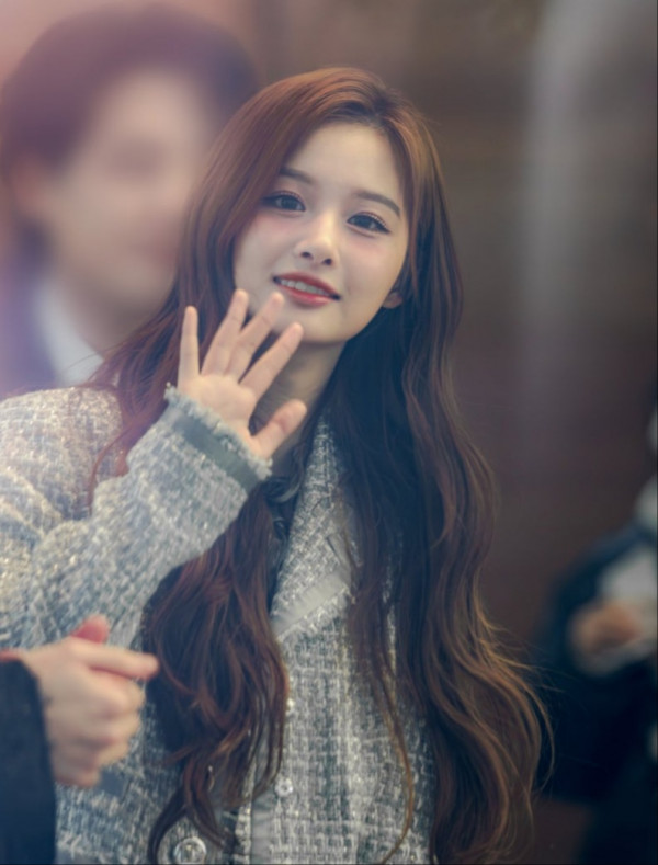 설윤