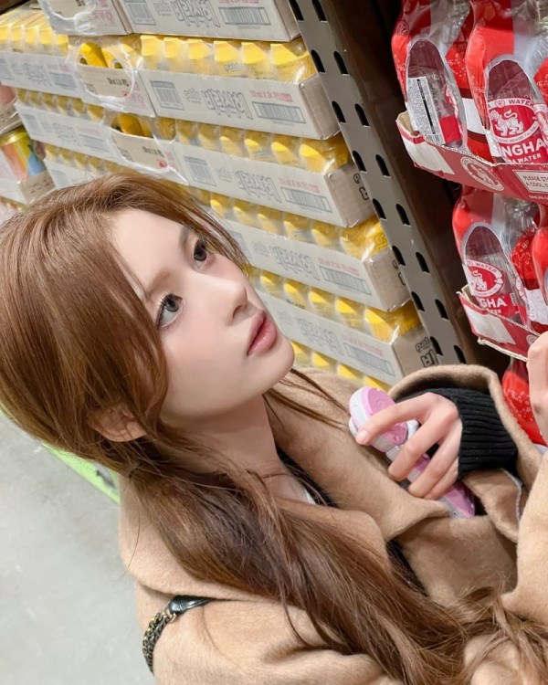 설윤