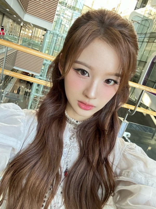 설윤