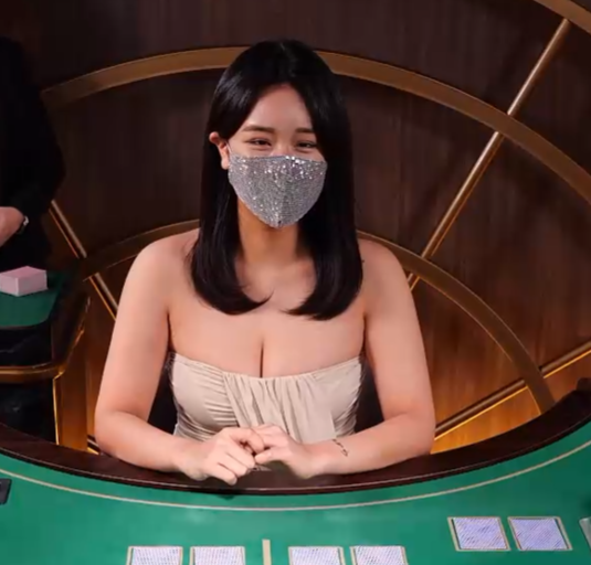 웃을때마다 심쿵~ 웃을때마다 심쿵~