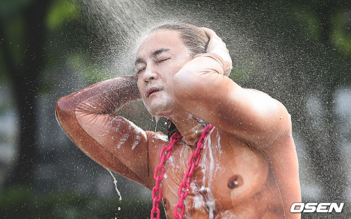 미온수 샤워,,,,ㅎ