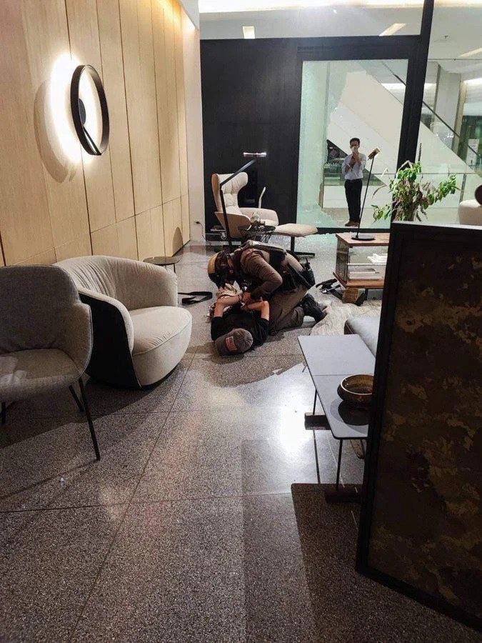 방콕 시암 파라곤 총기테러