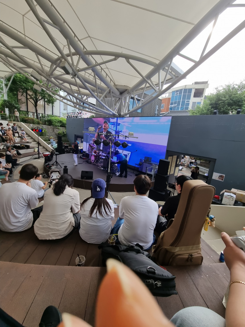 김광석 거리 공연장 ^^