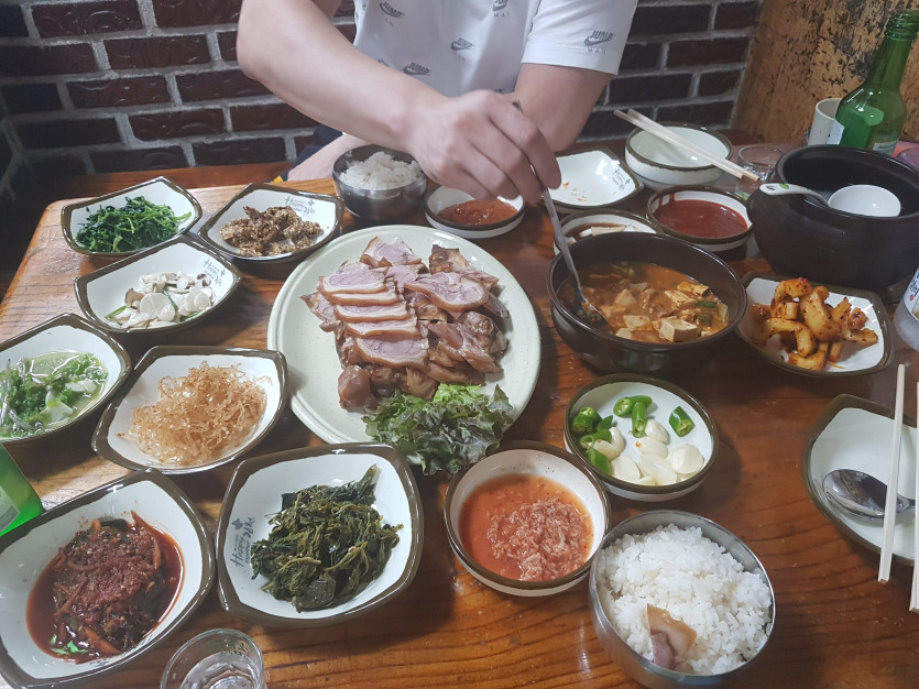 야식겸 밥먹고왔네요 ㅎㅎ