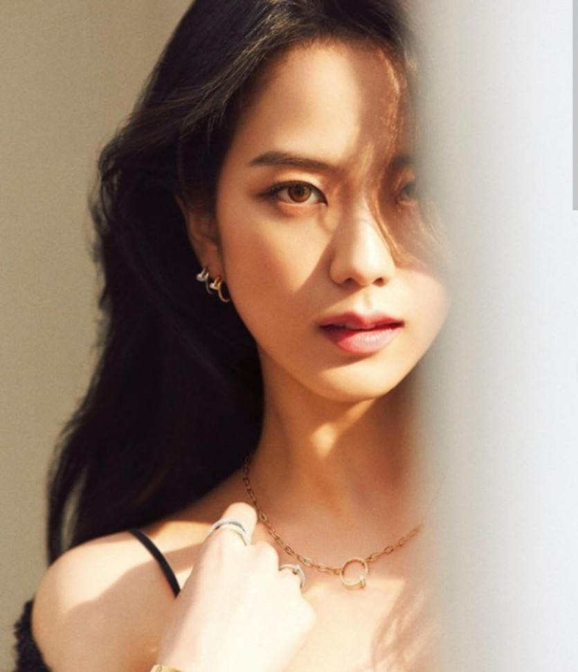 오늘도 날씨가 흐리네요