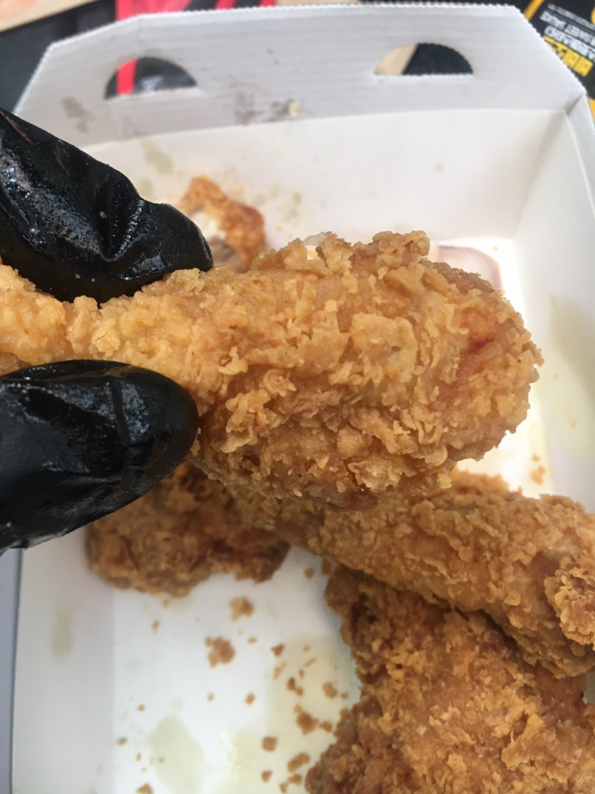 치킨 잘먹었습니당