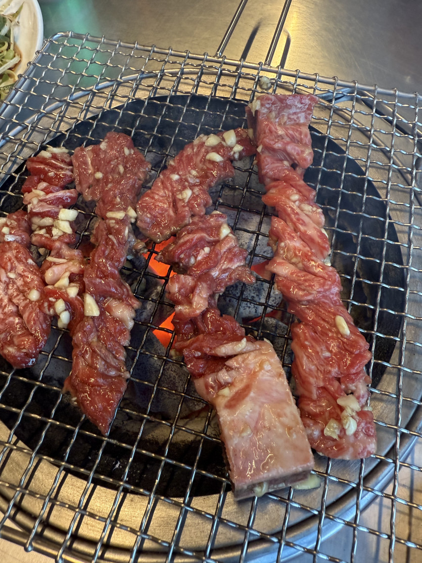드디어 먹네요